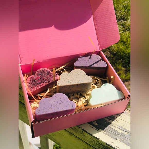 Custom Handcrafted 6 Soap Subscription - Picture 3 of 7